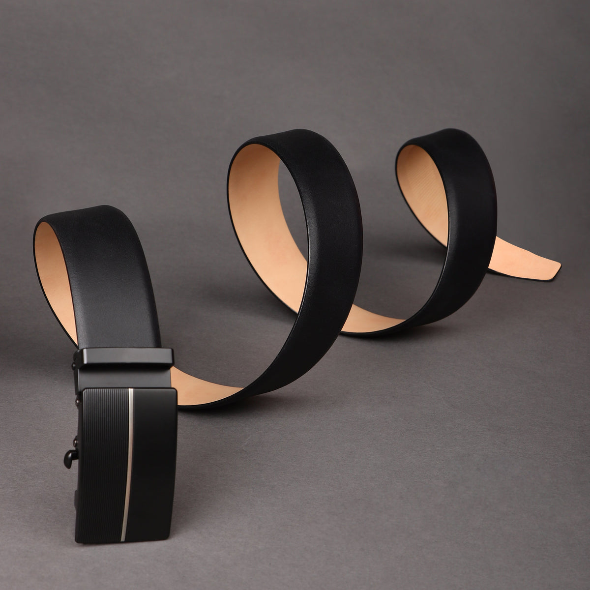 GIL men's premium black leather belt product detail